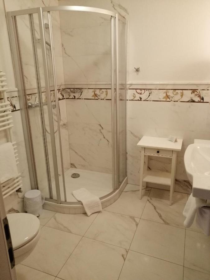 Alter Landkrug Hotel Nortorf Ngoại thất bức ảnh