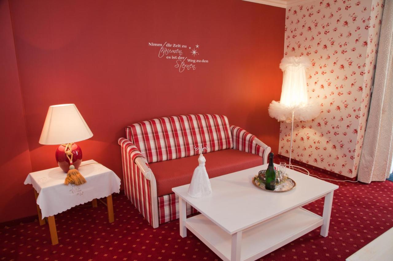 Alter Landkrug Hotel Nortorf Ngoại thất bức ảnh
