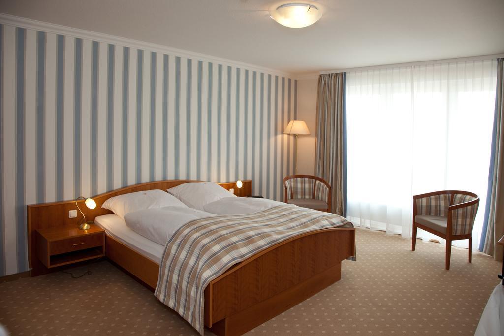 Alter Landkrug Hotel Nortorf Ngoại thất bức ảnh